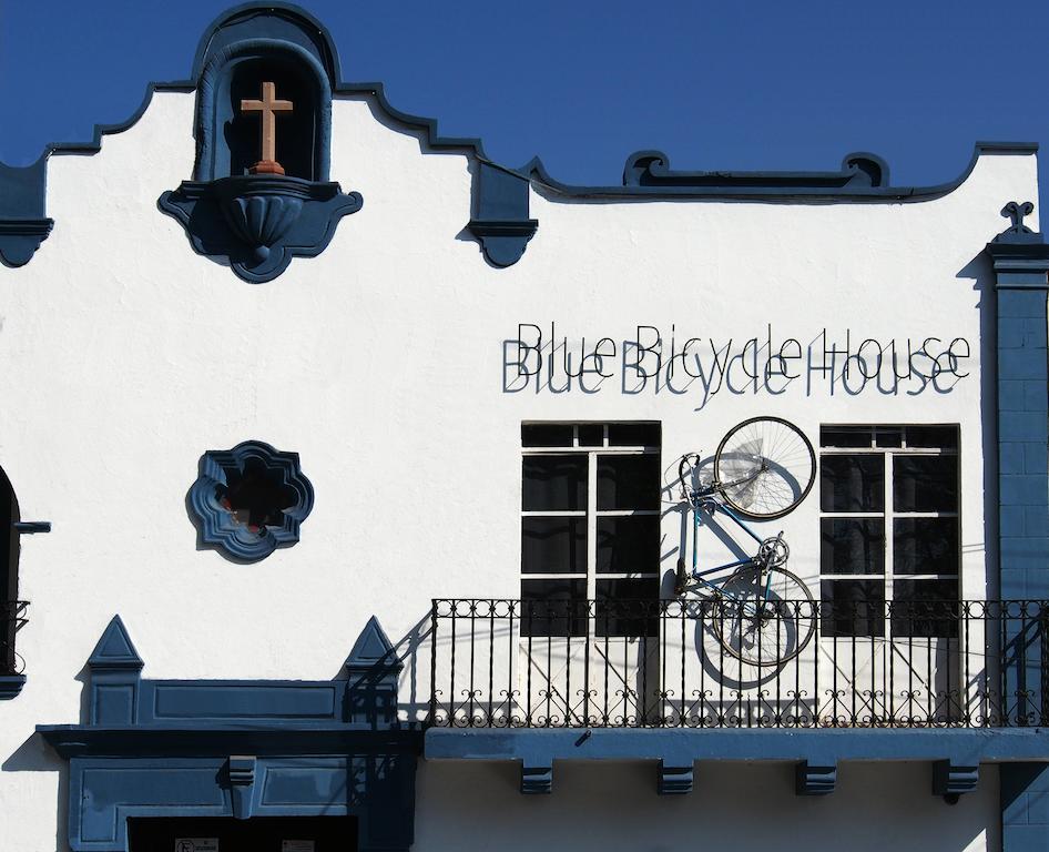 Blue Bicycle House *